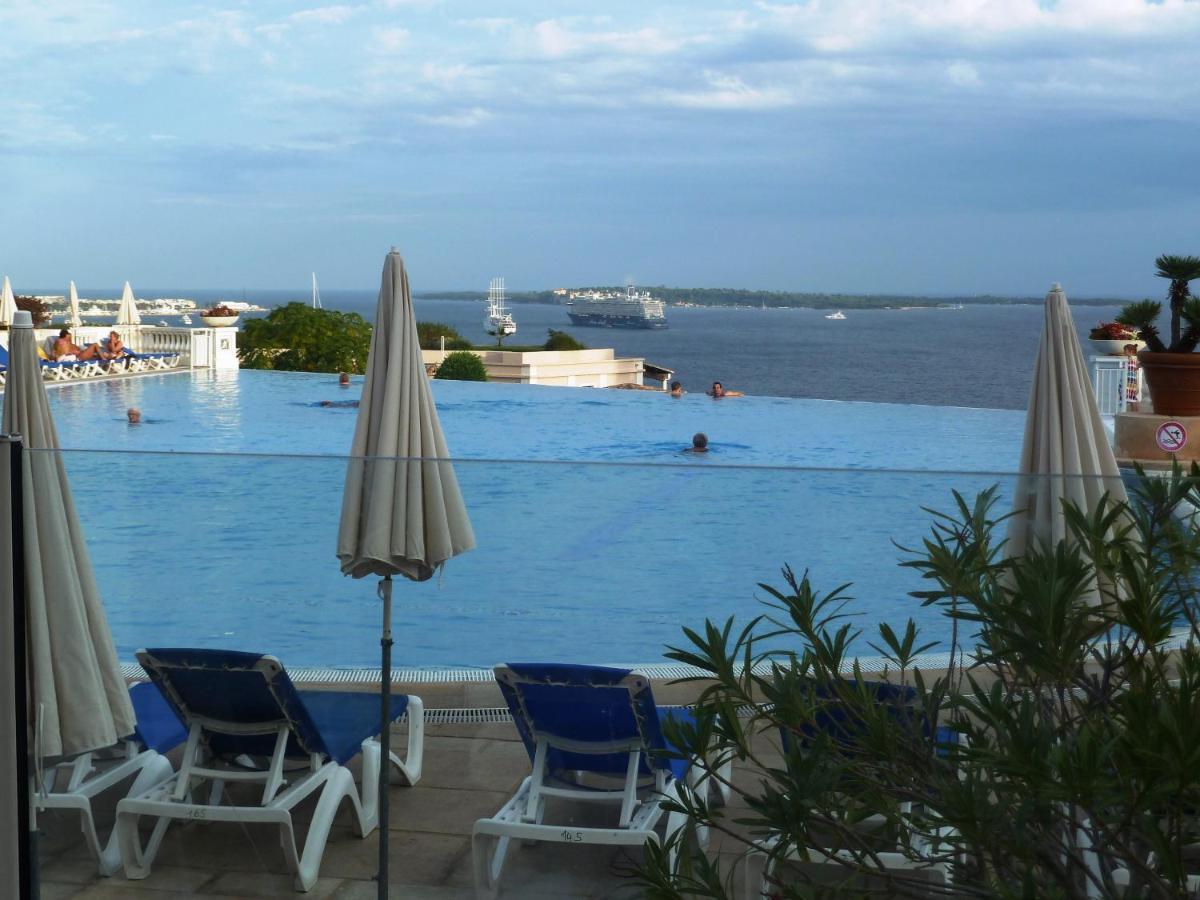 Апартаменты Renove, Piscine A Debordement, Vue *